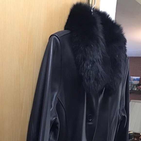 Marvin Richards Leather Jacket with Fox Fur - Picture 2 of 4